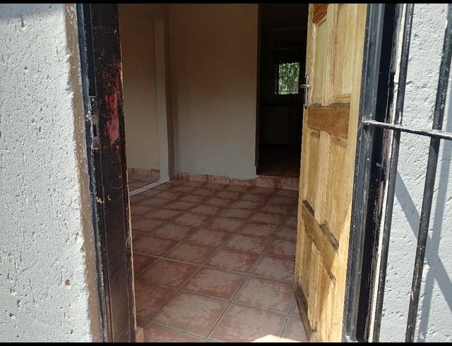 1 bed property to rent in MONDEOR